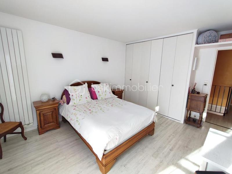 Maison - 96 m² - 6 pièces