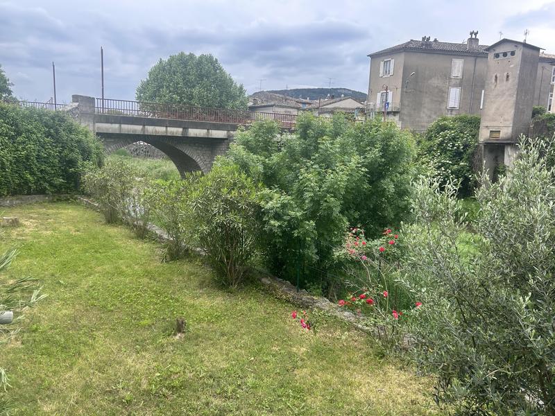 Maison de village - 262 m² - 10 pièces