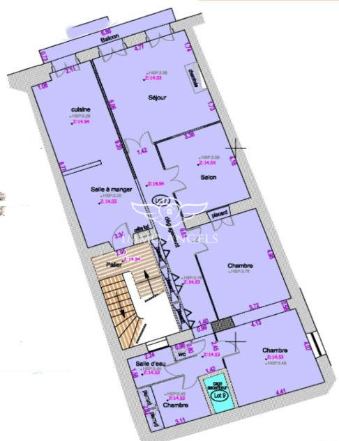 Maison ancienne - 401 m² - 9 pièces