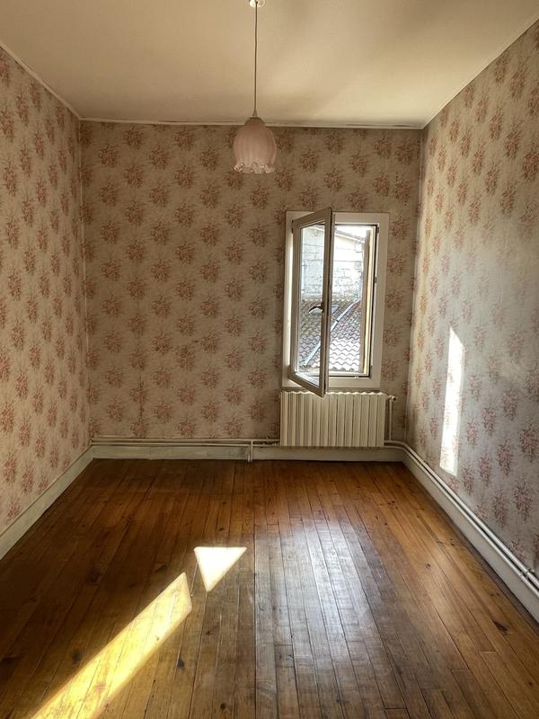 Maison - 82 m² - 5 pièces