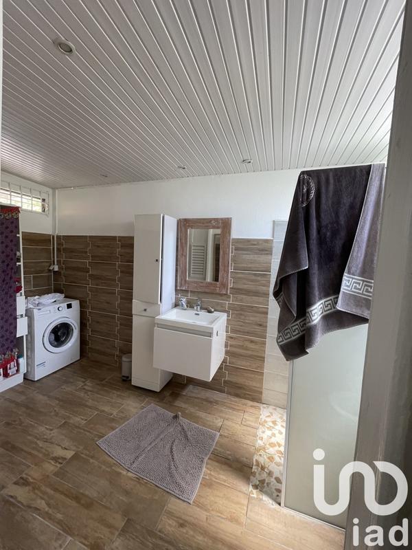 Maison - 220 m² - 4 pièces