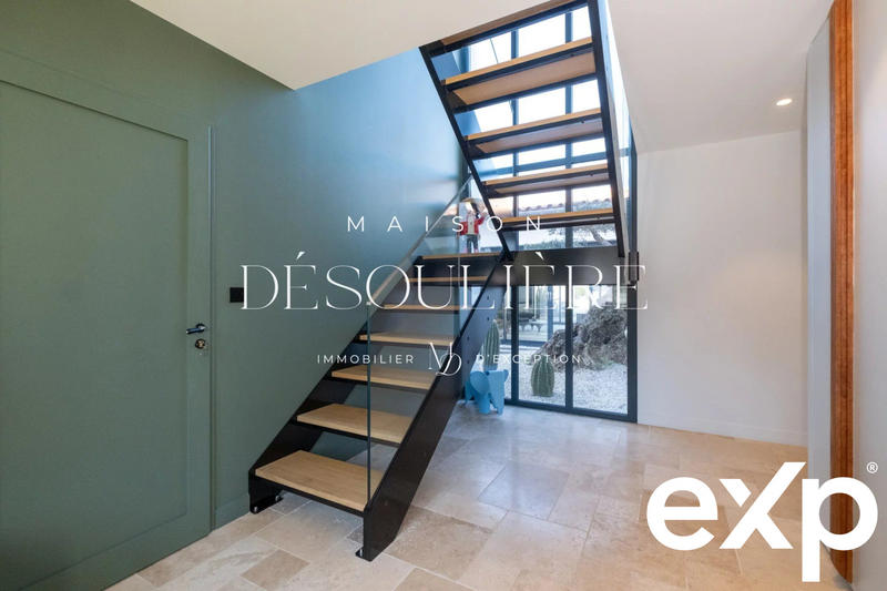 Villa - 200 m² - 7 pièces