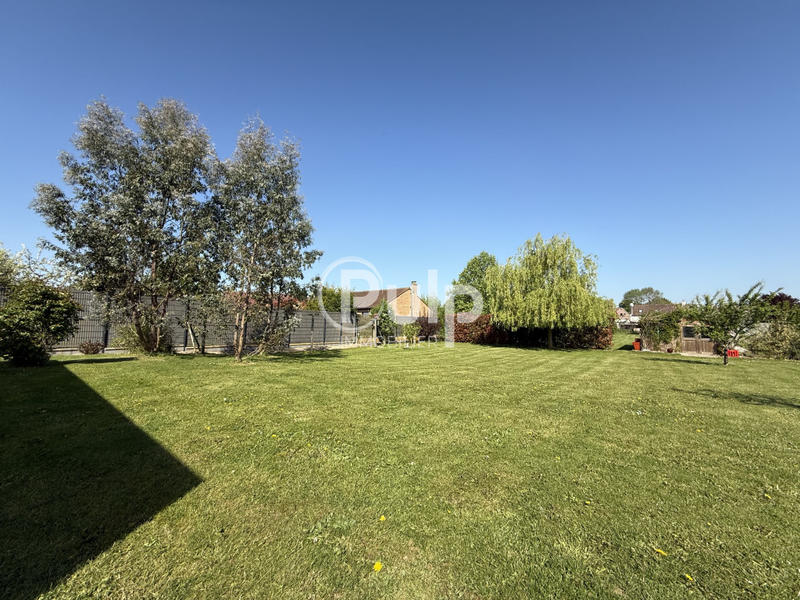 Pavillon - 130 m² - 6 pièces