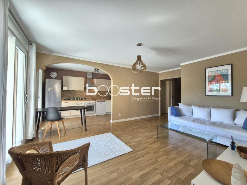 Appartement ancien - 62 m² - 3 pièces