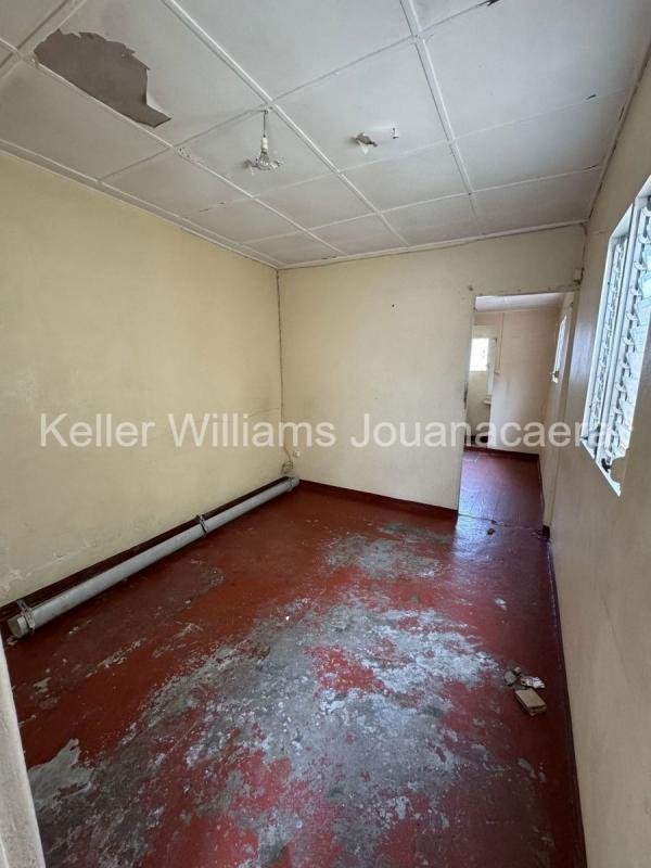 Maison - 139 m² - 9 pièces