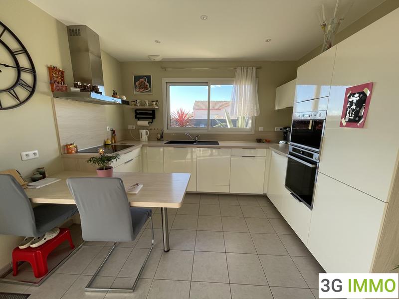 Maison - 111 m² - 5 pièces