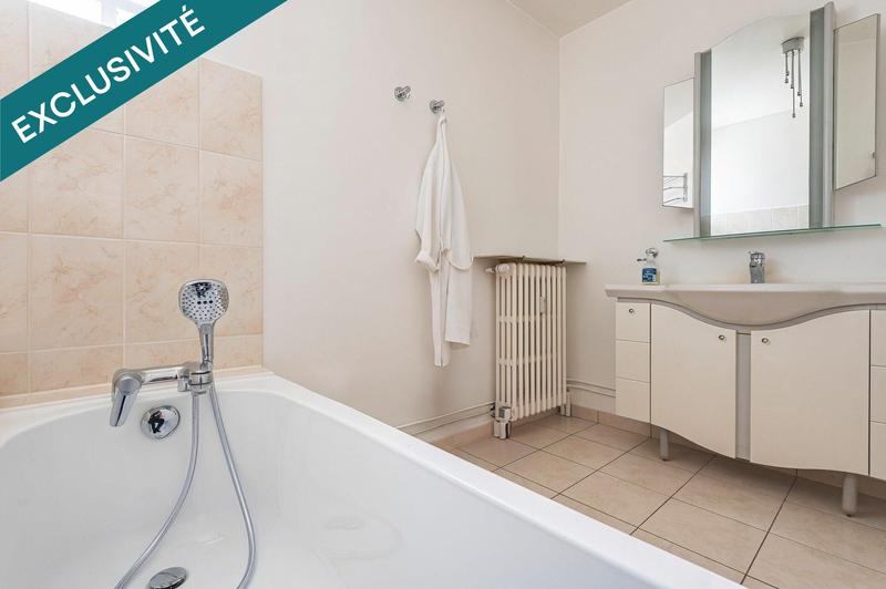 Appartement - 93 m² - 4 pièces