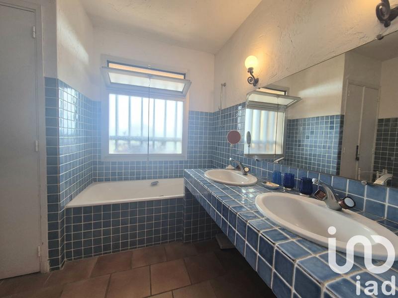 Maison - 180 m² - 6 pièces