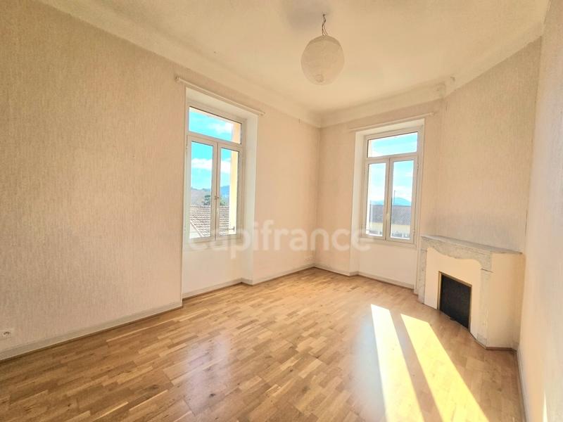 Appartement bourgeois - 80 m² - 4 pièces