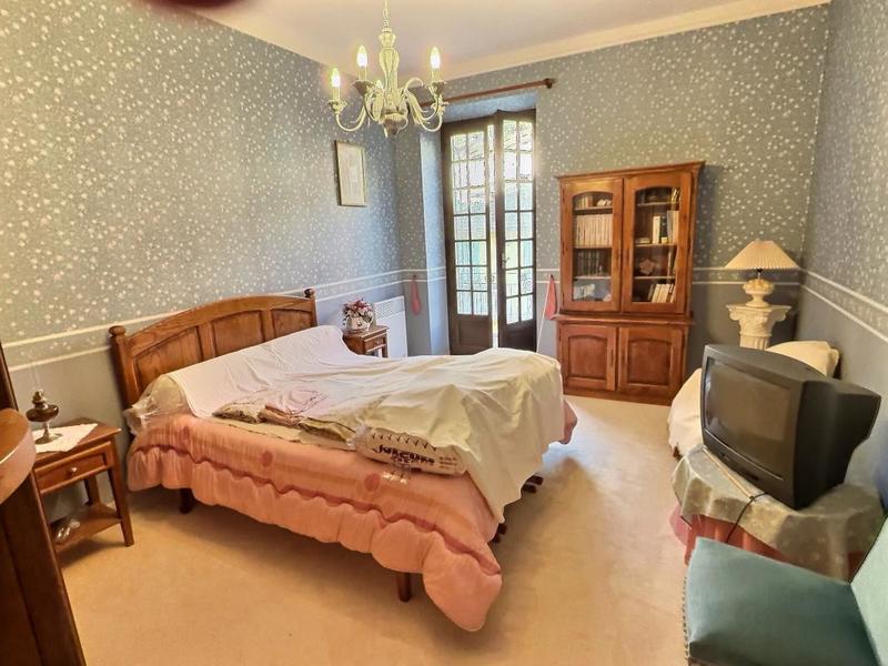 Appartement - 80 m² - 3 pièces