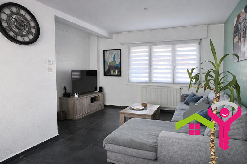 Maison - 80 m² - 5 pièces