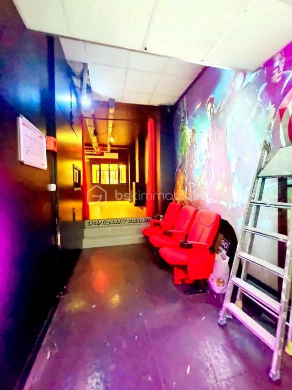 Bureau - 243 m² - 4 pièces