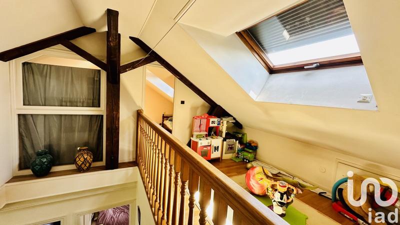 Maison - 210 m² - 8 pièces