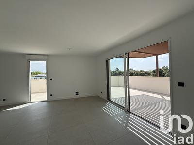 Appartement - 97 m² - 4 pièces