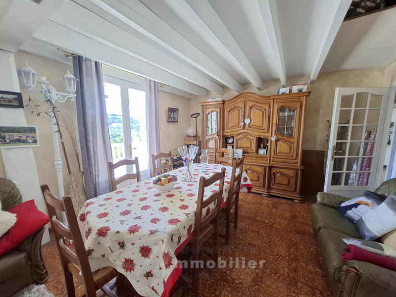 Maison - 138 m² - 4 pièces