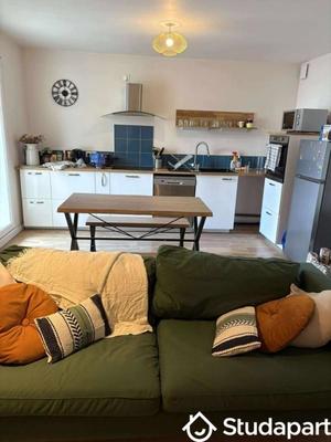 Chambre - 10 m² - 1 pièce