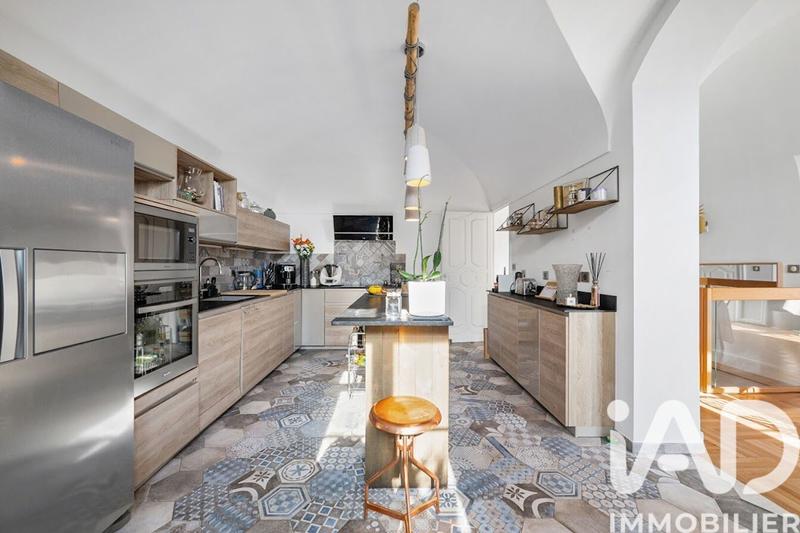 Appartement - 143 m² - 5 pièces