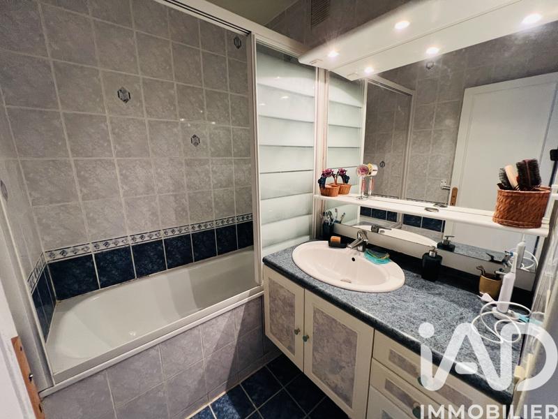 Appartement - 87 m² - 5 pièces