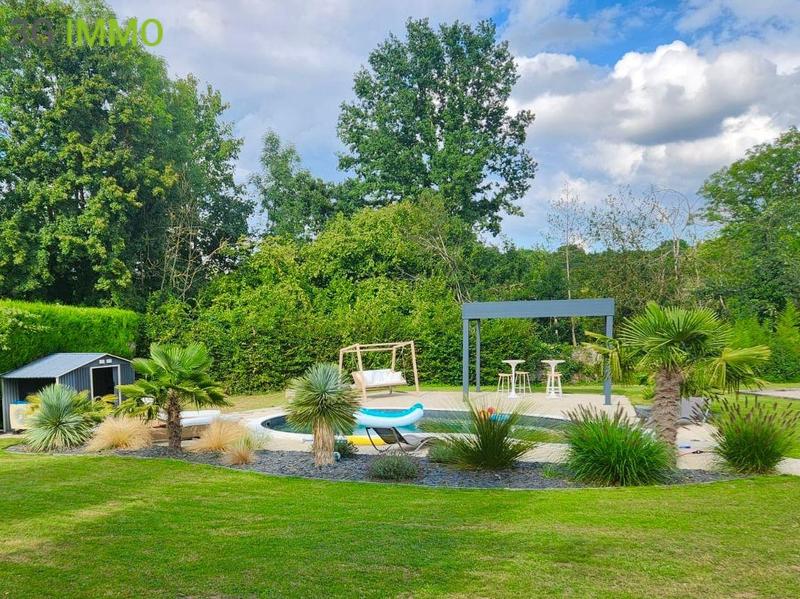 Maison d'architecte - 201 m² - 9 pièces