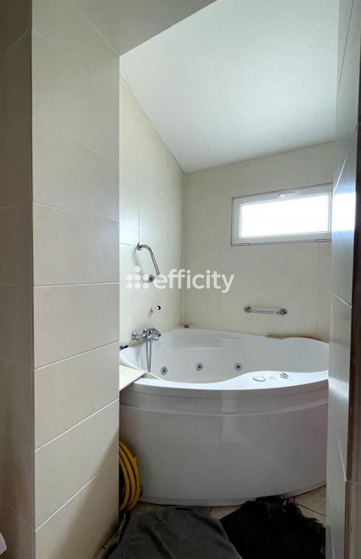 Maison - 154 m² - 6 pièces