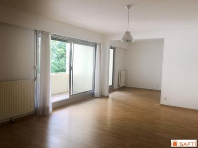 Appartement - 99 m² - 4 pièces