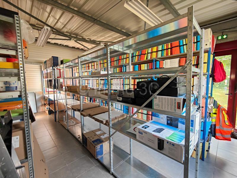 Bureau - 250 m² - 5 pièces