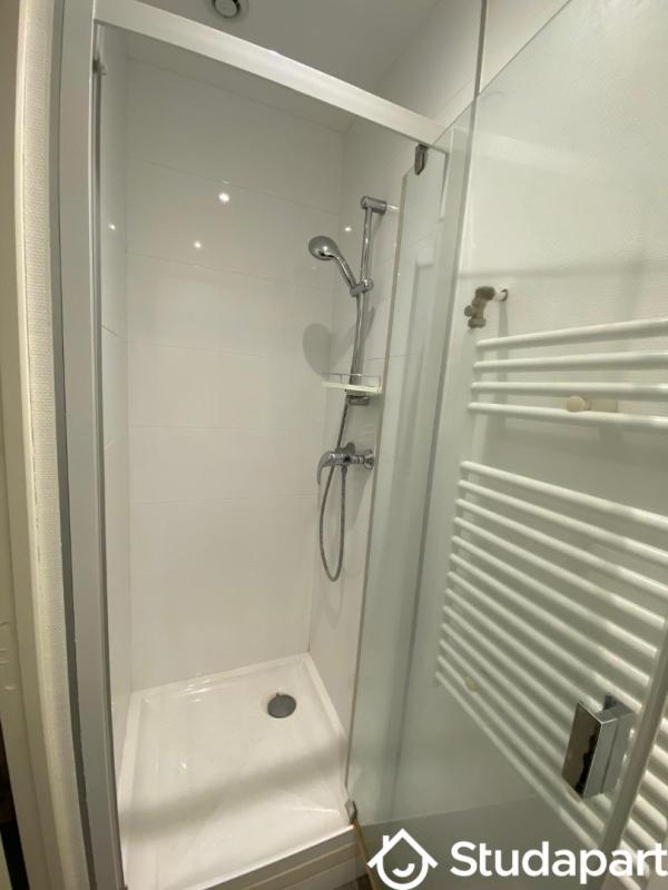 Chambre - 15 m² - 1 pièce