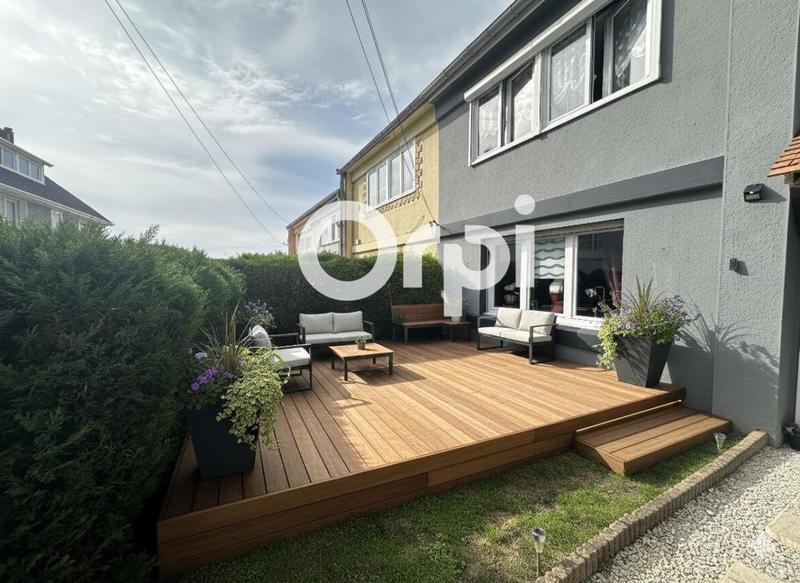 Maison - 90 m² - 4 pièces