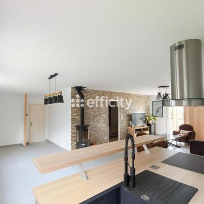 Pavillon - 97 m² - 5 pièces