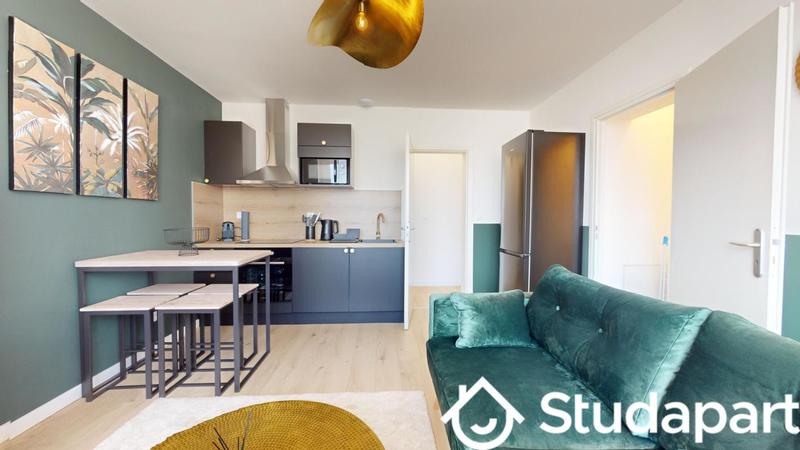 Chambre - 13 m² - 1 pièce