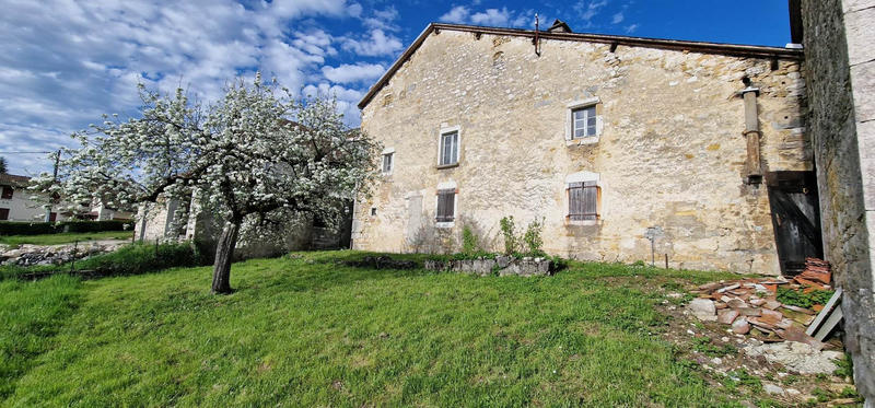 Maison - 500 m² - 16 pièces