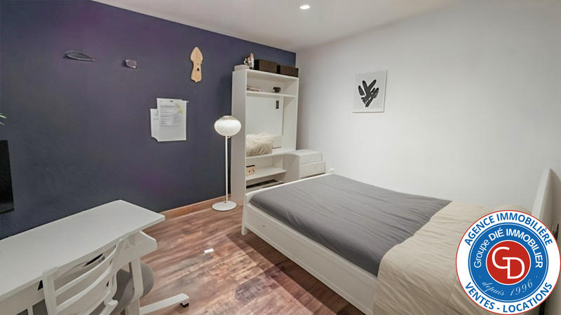 Maison - 93 m² - 5 pièces