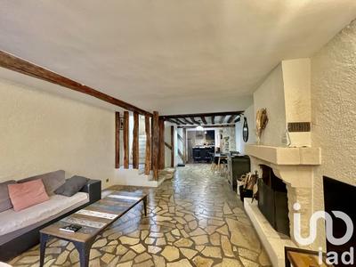 Maison - 122 m² - 5 pièces