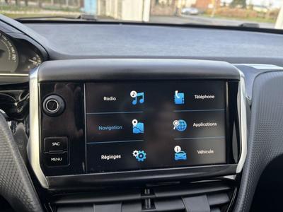 Peugeot 208 Puretech 110 s&amp;amp;S Eat6 Allure