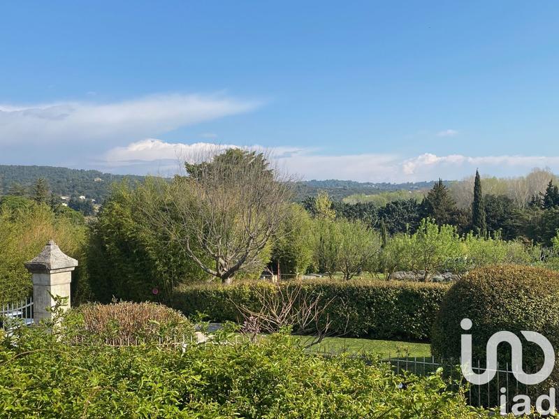 Maison - 855 m² - 22 pièces