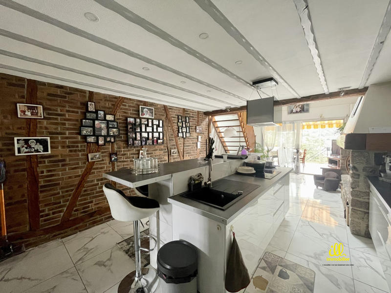 Maison - 155 m² - 5 pièces