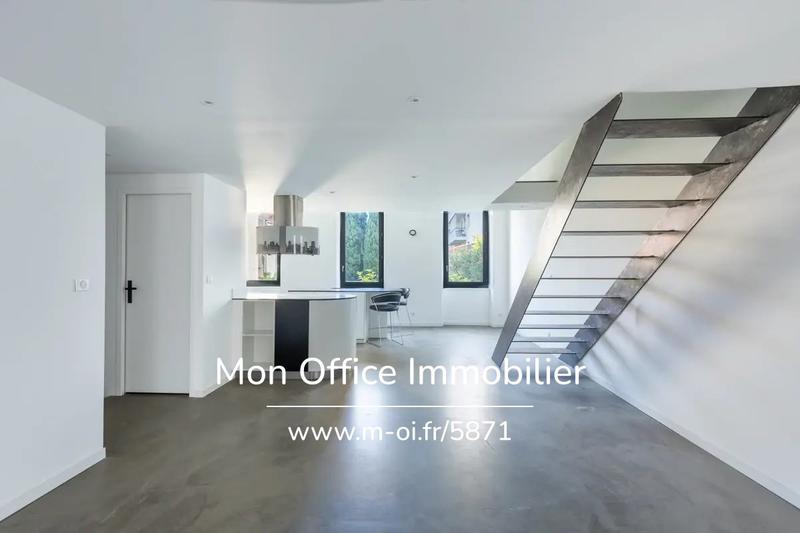 Duplex - 130 m² - 4 pièces