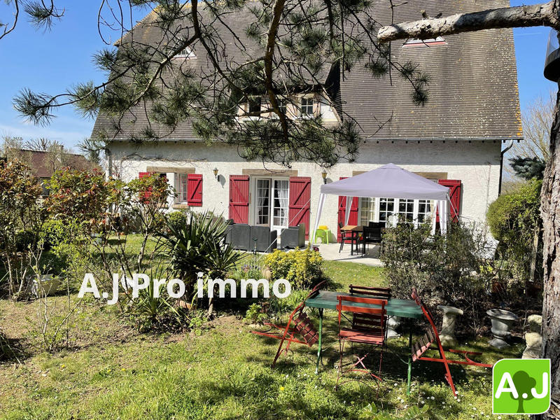 Maison - 175 m² - 8 pièces