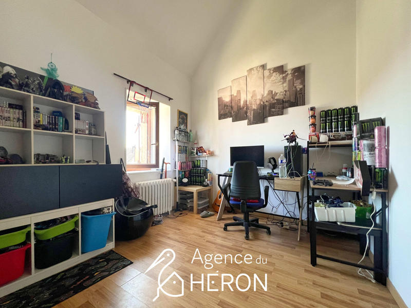 Maison - 177 m² - 9 pièces