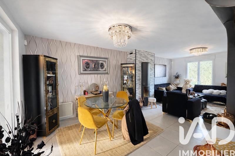 Maison - 150 m² - 6 pièces