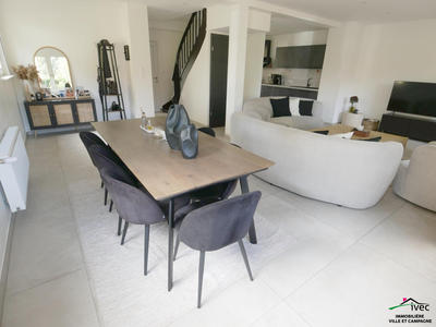 Maison - 126 m² - 5 pièces