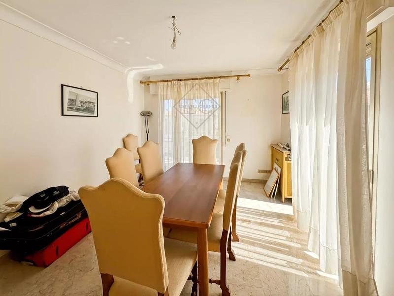 Maison de ville - 112 m² - 7 pièces