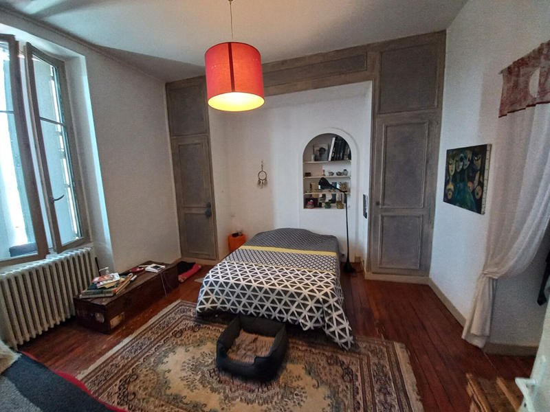 Maison - 300 m² - 10 pièces