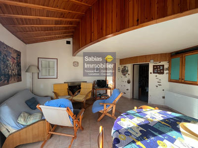 Maison - 97 m² - 6 pièces