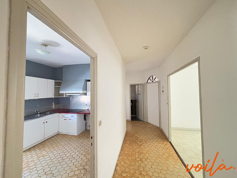 Immeuble - 9 pièces