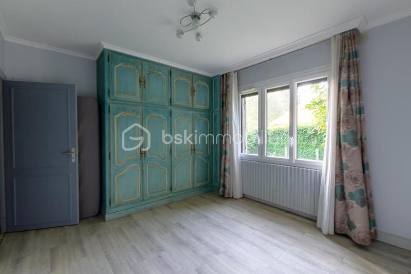 Demeure - 210 m² - 9 pièces