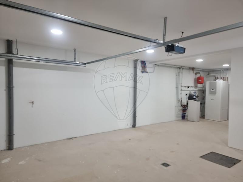 Maison - 162 m² - 7 pièces