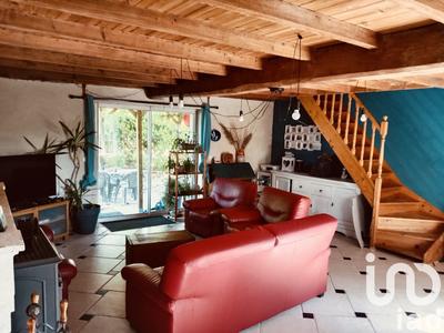 Maison - 244 m² - 9 pièces