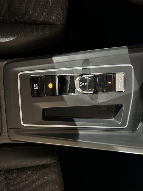 Volkswagen Golf VIII 2.0 Tdi Scr 150 Life 1st Dsg7