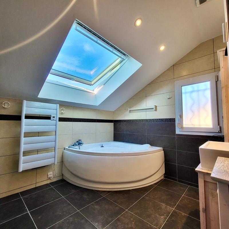 Maison - 117 m² - 4 pièces